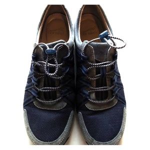 DANSKO sz 42 eur 11.5 to 12 US suede mesh  sneaker